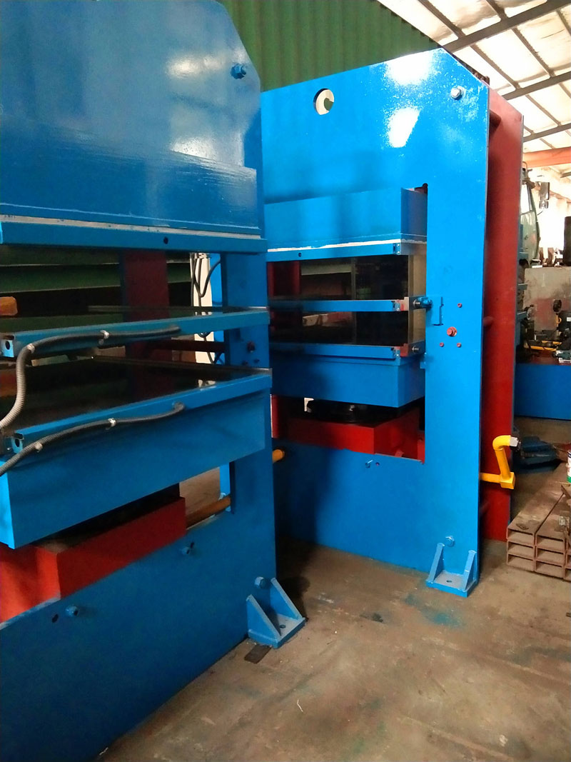 1米型地磚平板硫化機