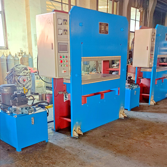 200噸框式雙缸平板硫化機-PLC自動硫化機