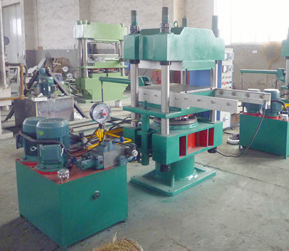 120噸四柱帶強(qiáng)制開模硫化機(jī)自動(dòng)推拉平板硫化機(jī)