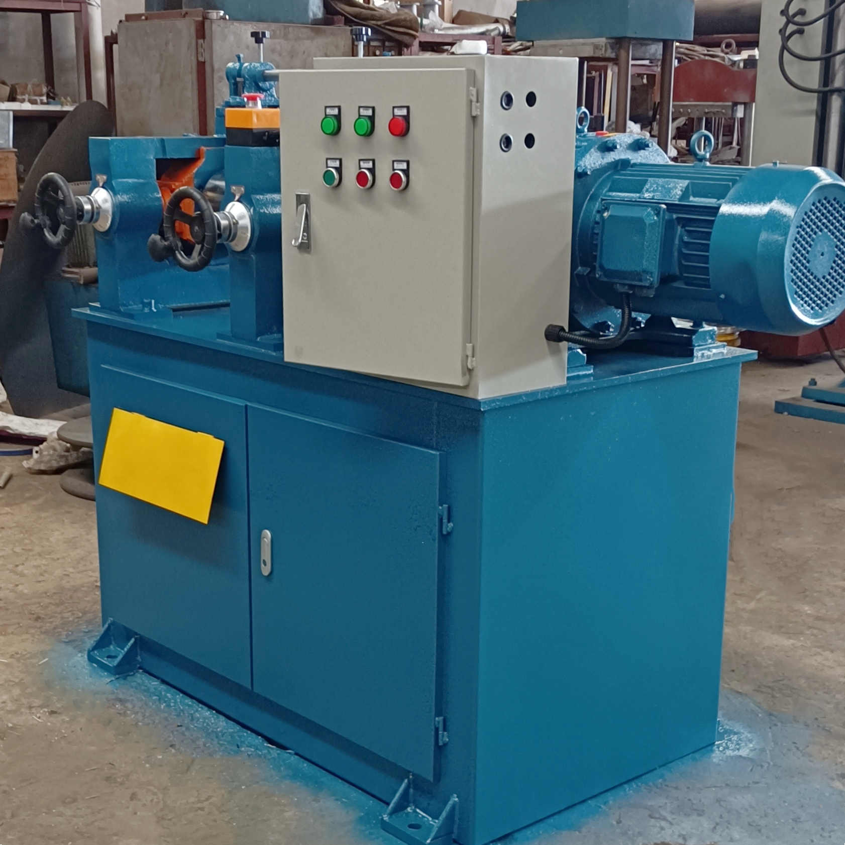 實(shí)驗(yàn)室專用小型開放式煉膠機(jī)-6寸橡膠開煉機(jī)